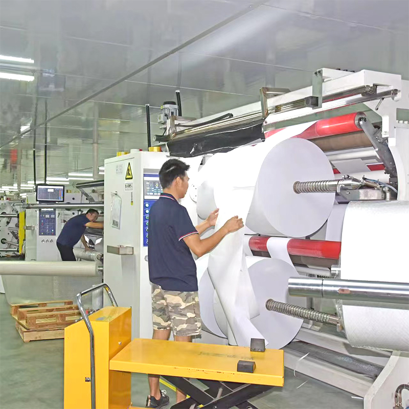 Samolepící polyesterová fólie pro laserové tiskárny